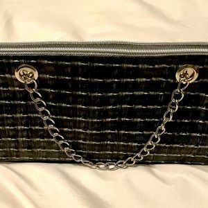 Discreet wine purse from Icewear